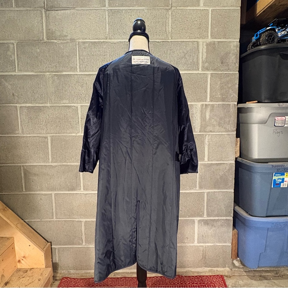 Newport Harbor trench coat for American Airlines. - Picture 10 of 16